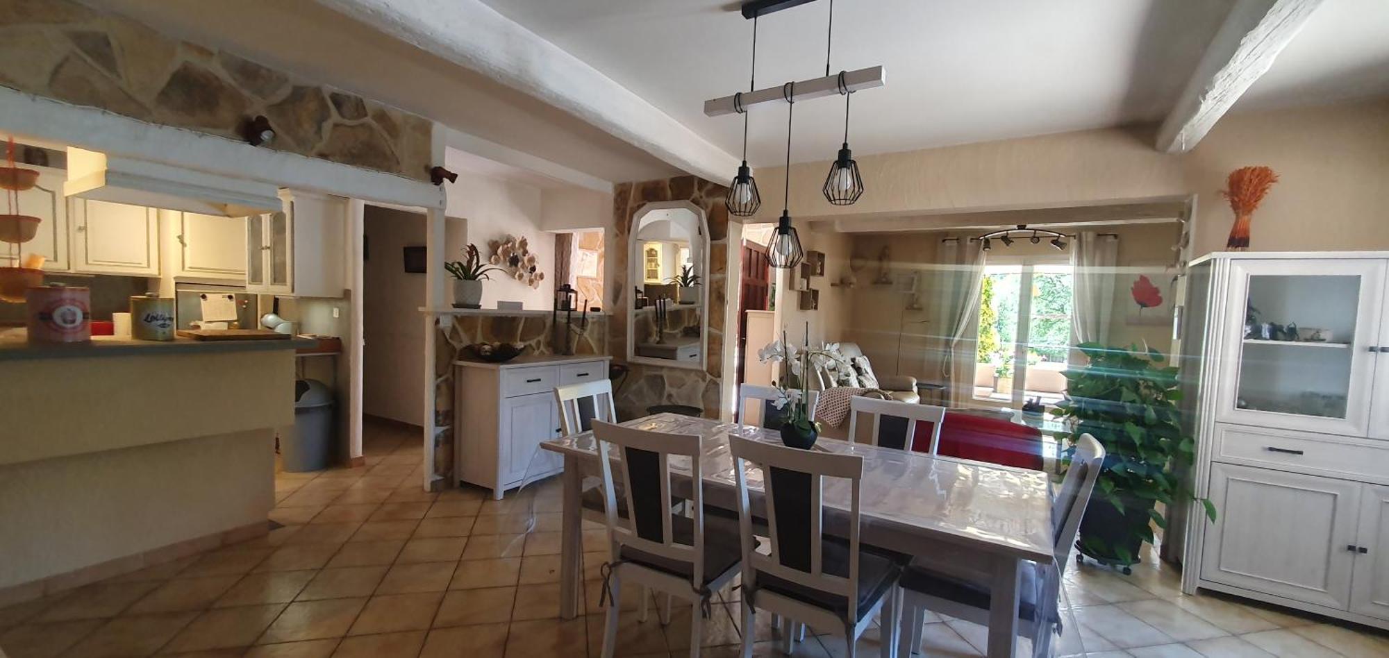 Maison Familiale Avec Piscine Et Boulodrome Dans Le Luberon Caseneuve Exterior foto