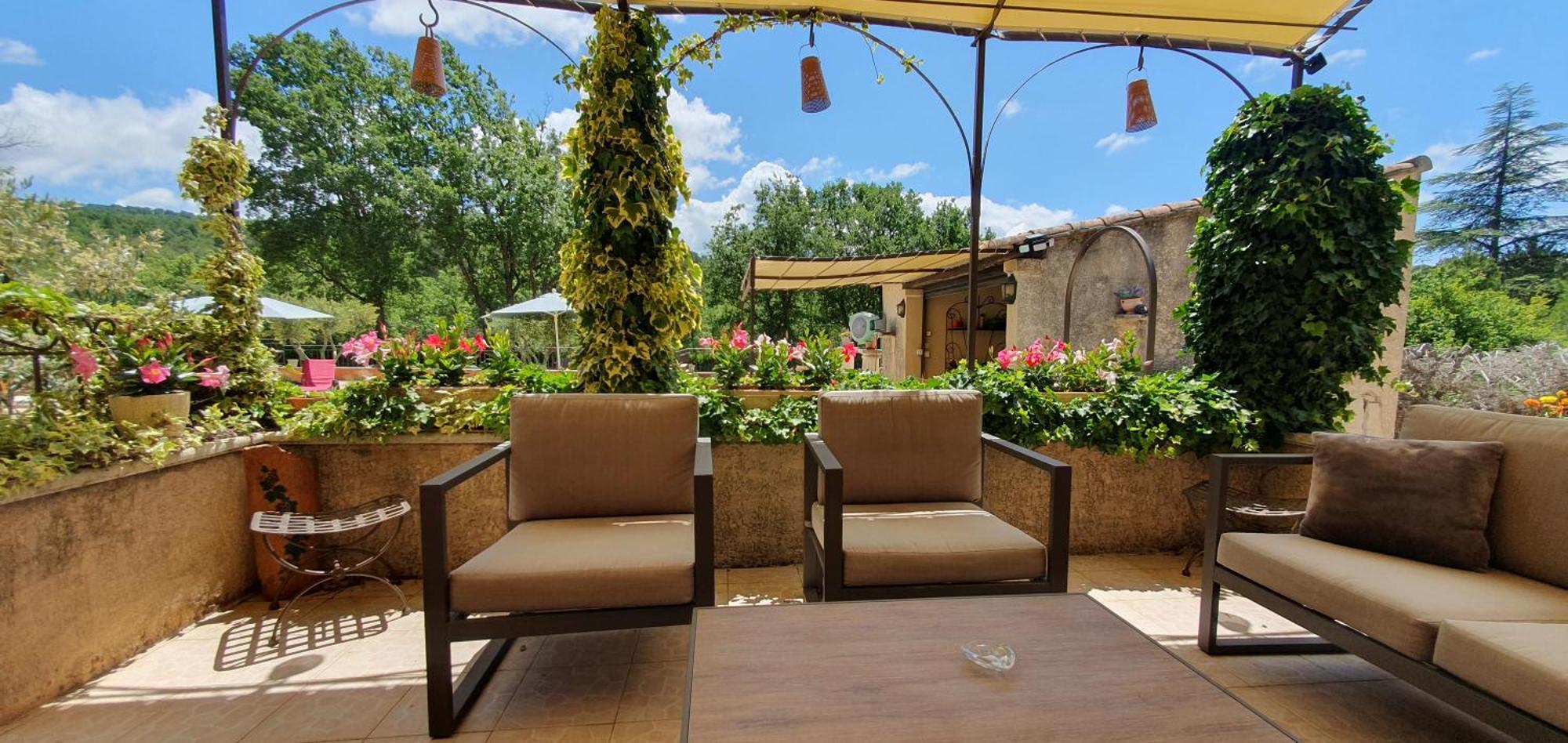 Maison Familiale Avec Piscine Et Boulodrome Dans Le Luberon Caseneuve Exterior foto